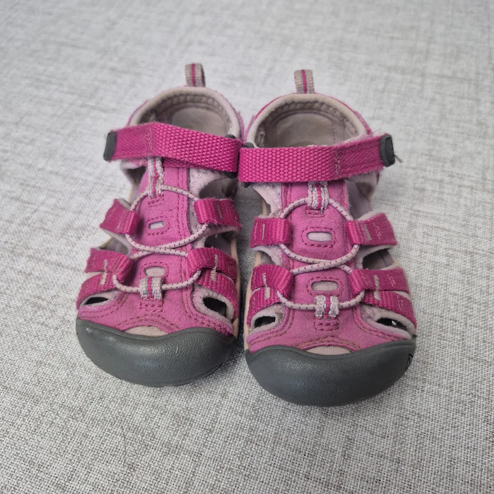 KEEN Seacamp II CNX Sandals Toddler Size 7 Very Berry Pink - Picture 2 of 10